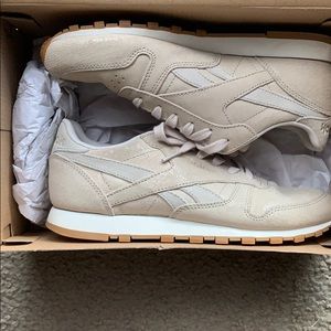Reebok classic shoes